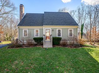 7 Bedford Pl, Forestdale, MA 02644