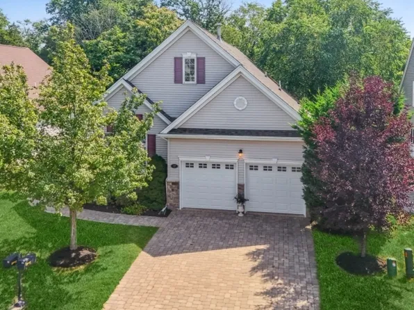 12 Witherspoon Way, Franklin Twp., NJ 08873