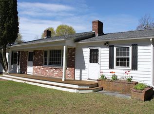 71 Lewis Neck Rd, East Falmouth, MA 02536