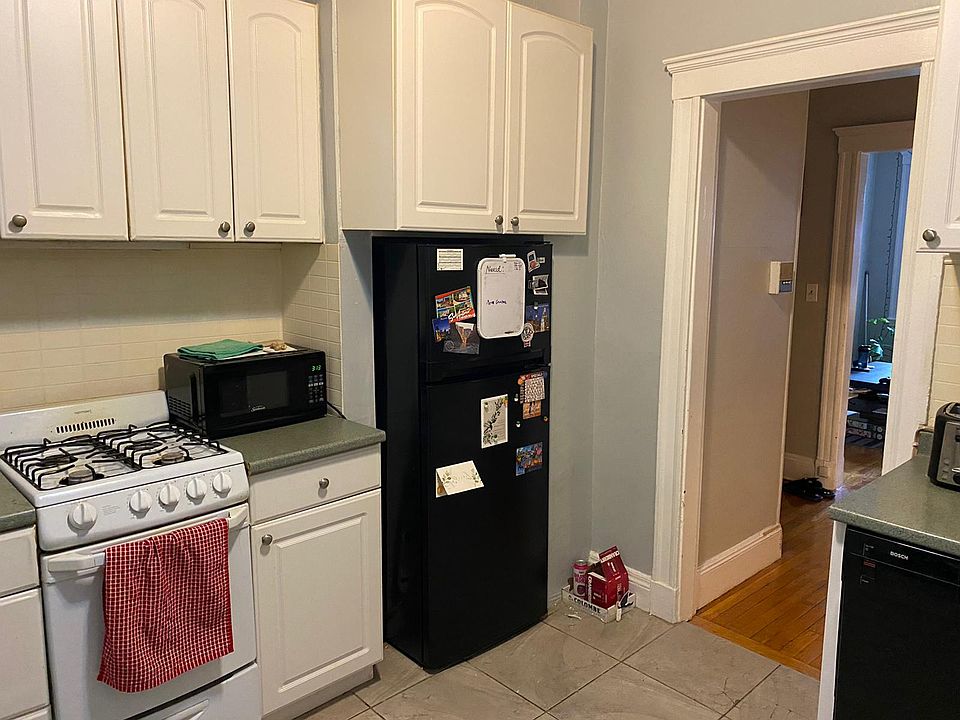 1st image of 318 Summit Ave APT 1A