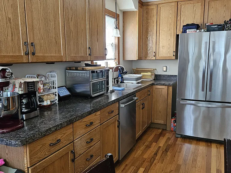 Giant Kitchen with Custom Maple Cabinets - All stainless newer appliances.