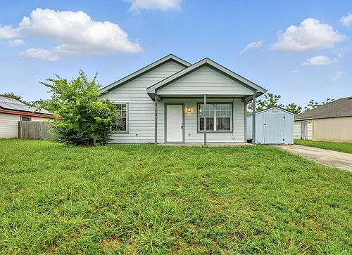 1713 Manor Garden Curv Photo 1