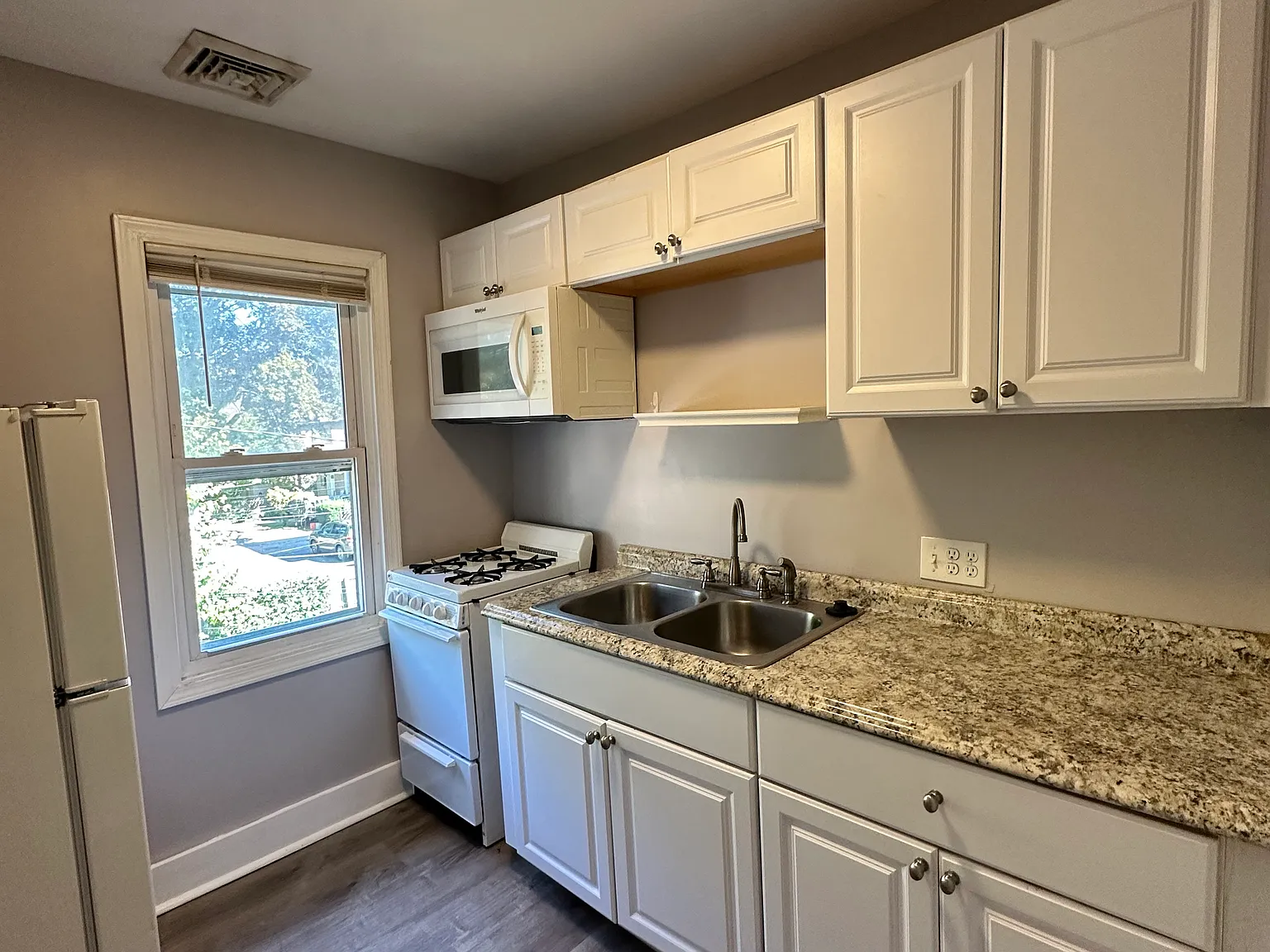 1 bed, $1,175 — Photo 4