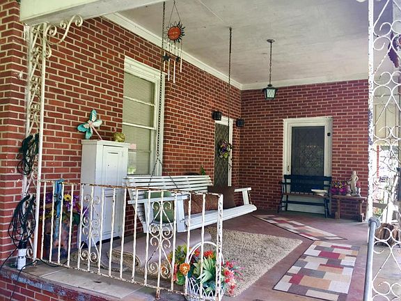 2nd image of 717 Grand Ave