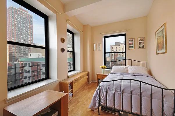 Sold by Corcoran | media 23