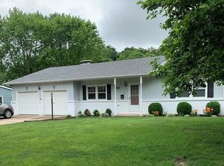 2805 East Rd, Danville, IL 61832