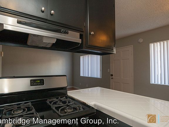 3rd image of 3746 31st St APT 02