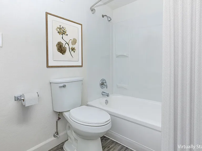 Palisade Park Aparments — Photo 38