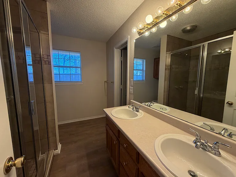 2937 Kessler Dr — Photo 11