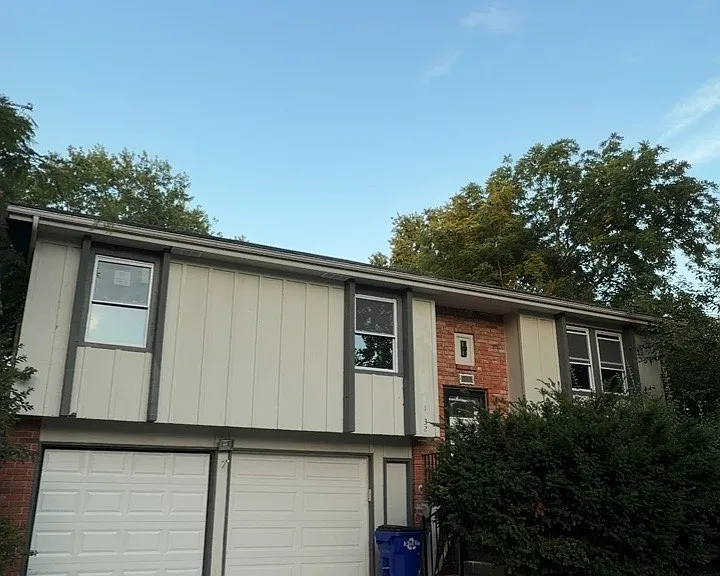 1632 S Kenwood St — Photo 3