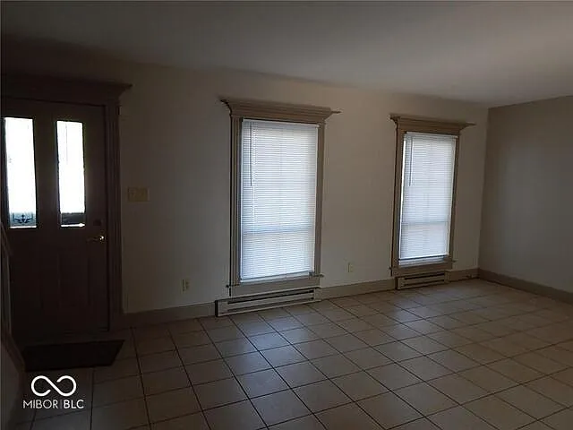 4847 Mount Vernon Dr — Photo 2
