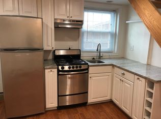 2105 37th St NW #B, Washington, DC 20007