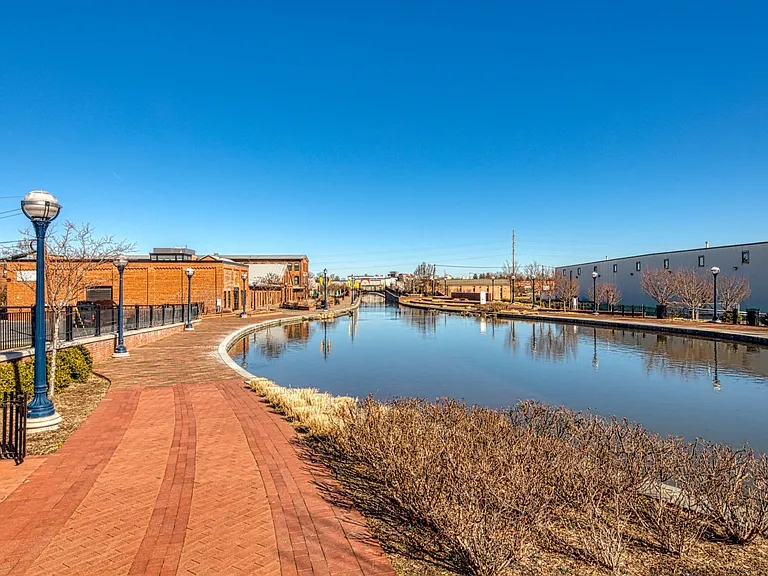 North Market South Carroll — Photo 7