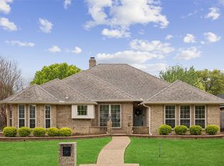 2002 Thames Dr, Arlington, TX 76017