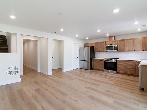 5th image of 605 Road 34 Unit B