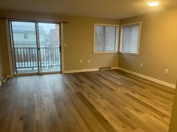 55 Fremont St #C, Winthrop, MA 02152