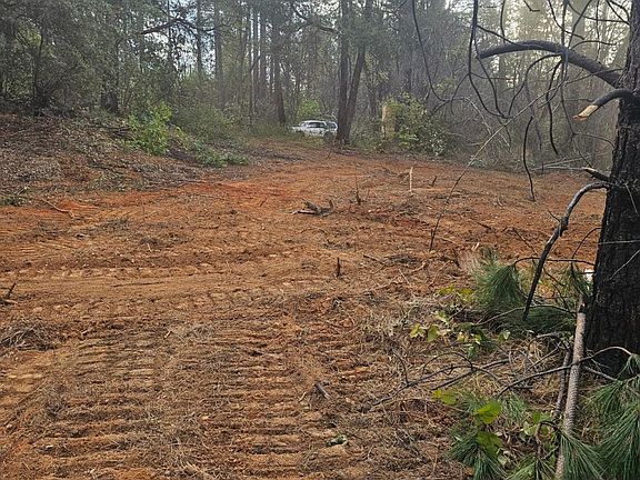 4th image of 729 Bloomer Hill Rd