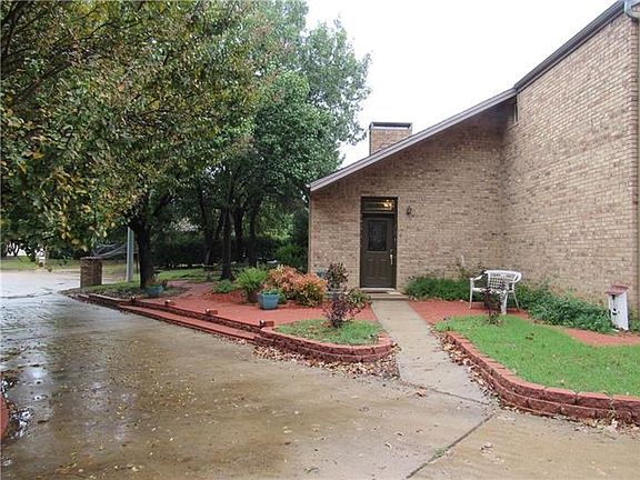 4th image of 1116 Sandpiper Dr