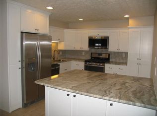 703 Parkaire Xing #703, Marietta, GA