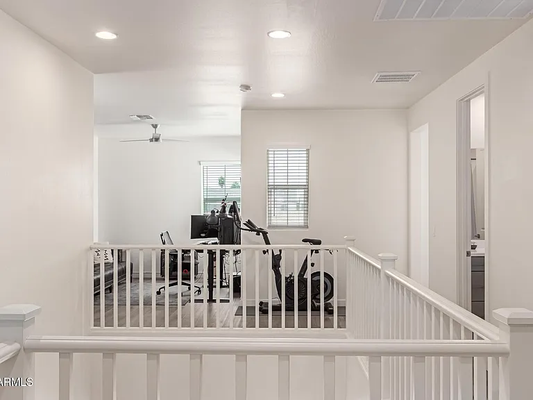 3746 E Earll Dr — Photo 27