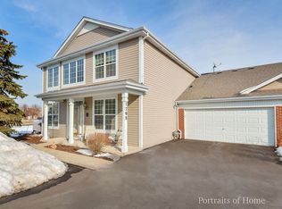 179 Brompton Ln #B, Sugar Grove, IL 60554