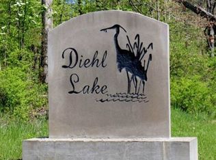 11135 Diehl Lake Dr, Berlin Center, OH 44401