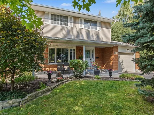 111 Macgregor Cres, Waterloo, ON N2J 3X1