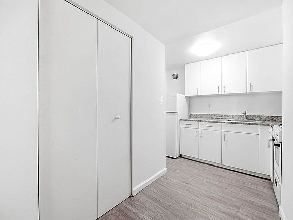 5th image of 88 Fulton St #216