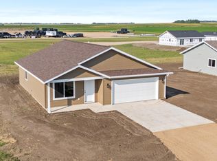 405 Lund Ave, Hayti, SD 57241
