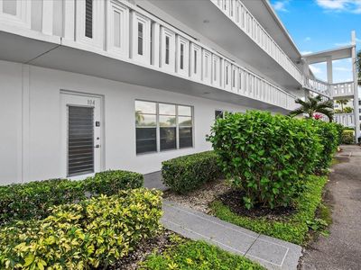 104 Wellington B, West Palm Beach, FL, 33417