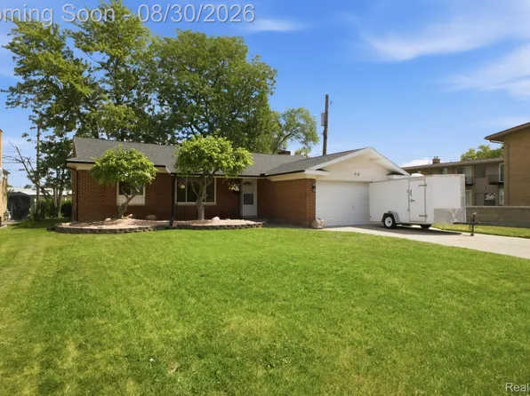 618 N Inkster Rd, Dearborn Heights, MI 48127