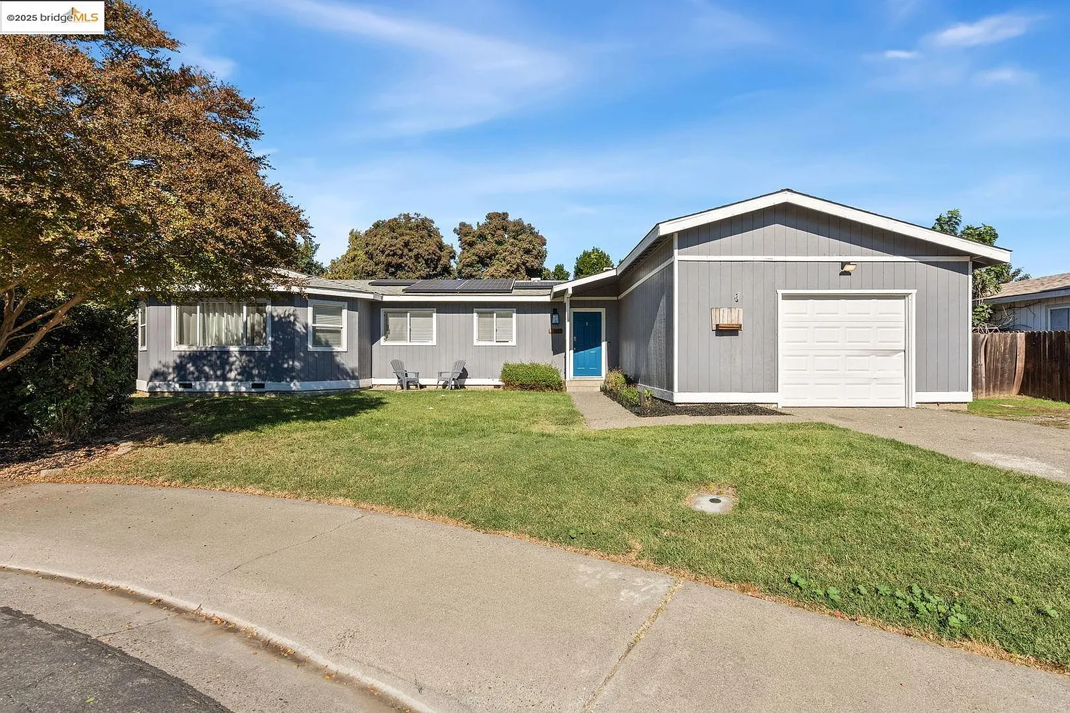 1311 Madison Pl photo 1