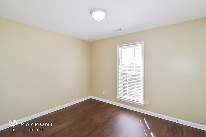604 Castle Brook Dr — Photo 10