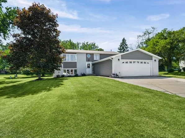 3160 Westwind Ct, Crown Point, IN 46307