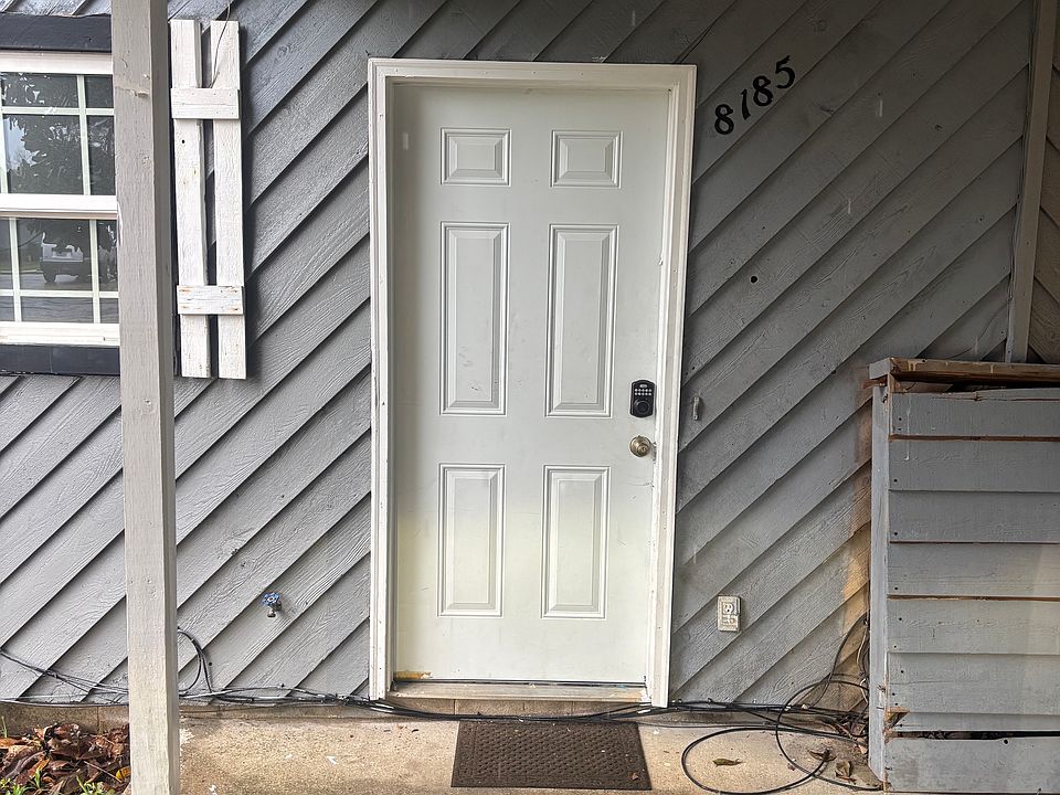 1st image of 8185 Stonebrook Dr