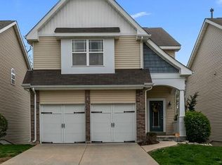 434 Parkgate Dr, Lake Saint Louis, MO 63367