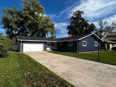 2211 W E, North Platte, NE, 69101