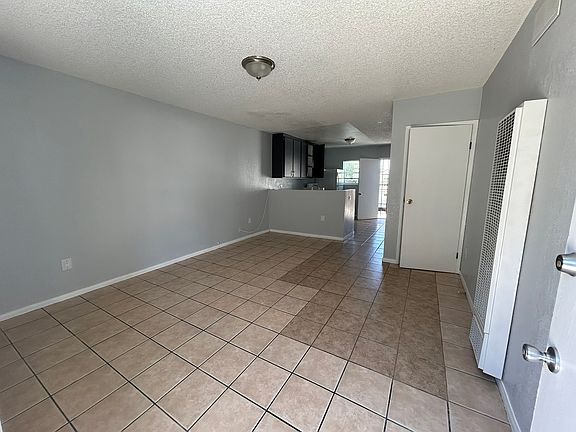4th image of 3062 Ocean View Blvd APT C