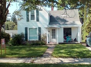 717 E Garfield St, Cadillac, MI 49601