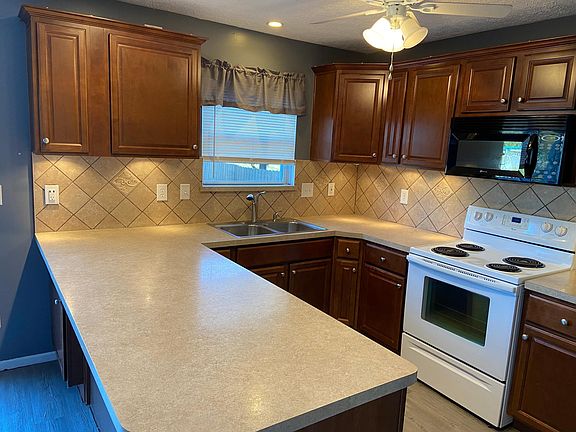 4th image of 6632 Delburn Ct