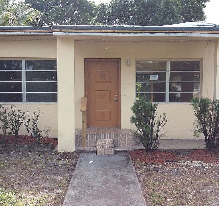 1st image of 1254 NE 144th St