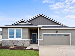 2778 Pronghorn Ln, Medford, OR