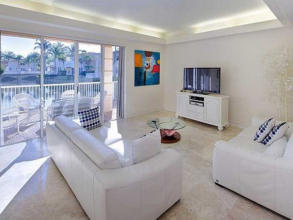 4th image of 20905 NE 30th Pl