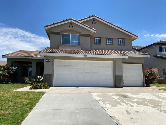 2nd image of 2851 Athens Cir
