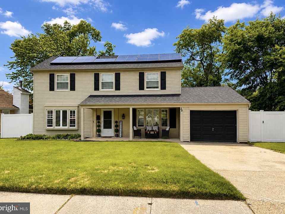 1st image of 38 Mandolin Ln