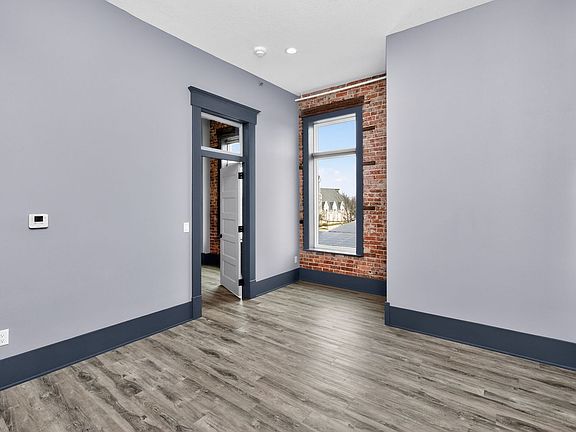 3rd image of 1214 2nd St #7