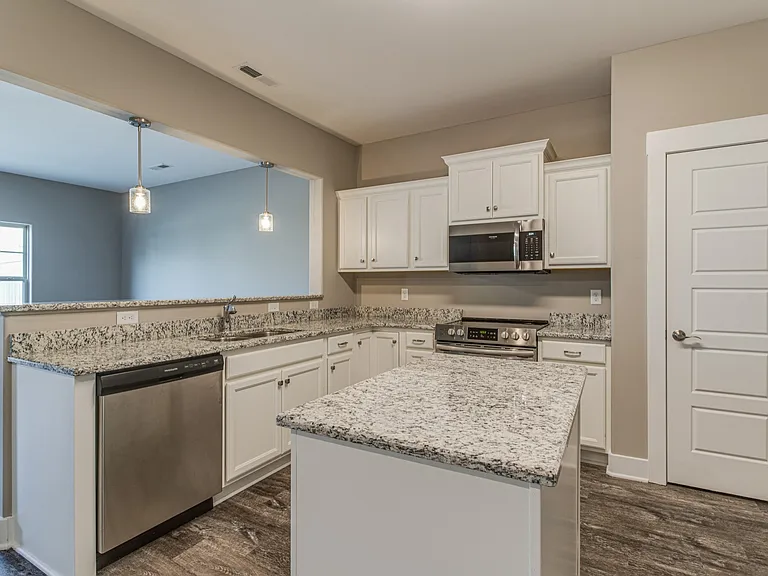 4128 Suntropic Ln — Photo 6