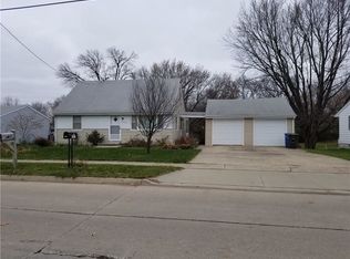 1536 E Bell Ave, Des Moines, IA 50320