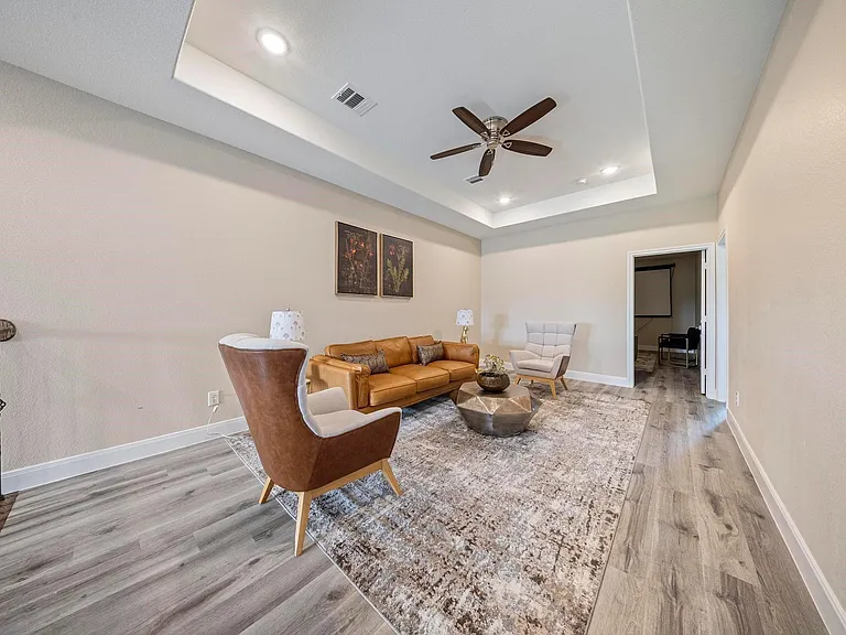 2015 Olivos St — Photo 20