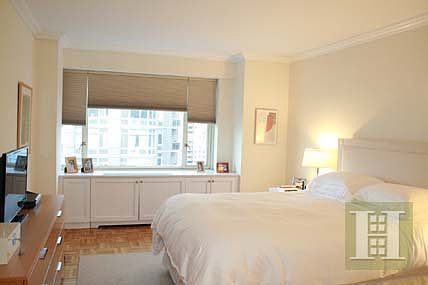 5th image of 166 E 63rd Street 16b #16B